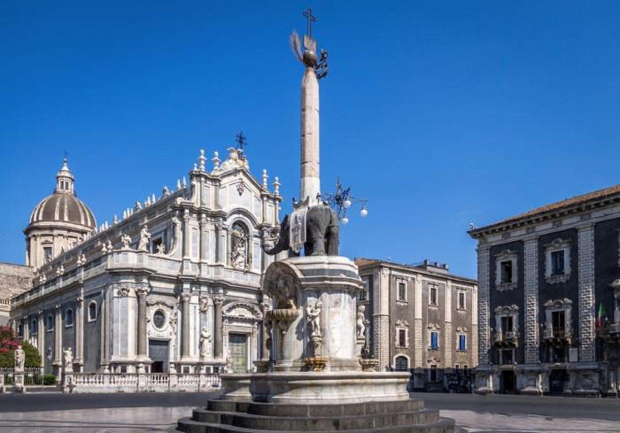 Catania Apartment Borgo Suite Autonomous Dış mekan fotoğraf